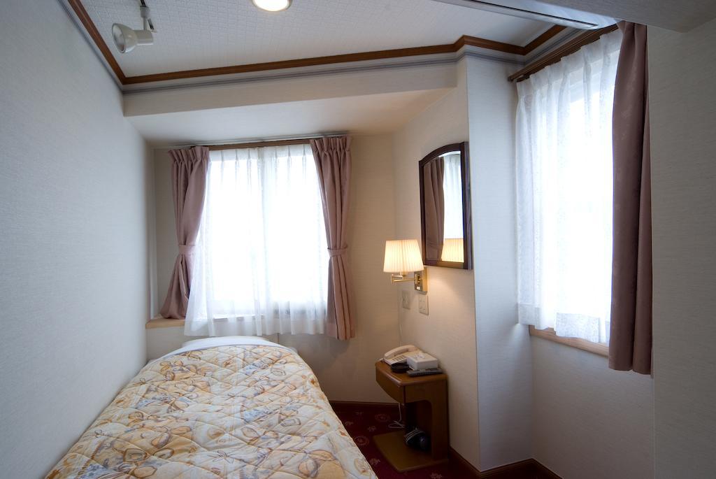 Beppu Station Hotel Kamer foto